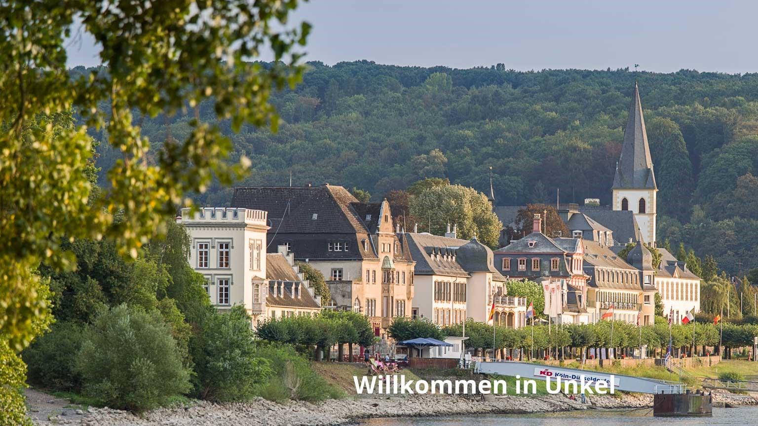 Stadtansicht Unkel - vom Rhein aus gesehen.jpg